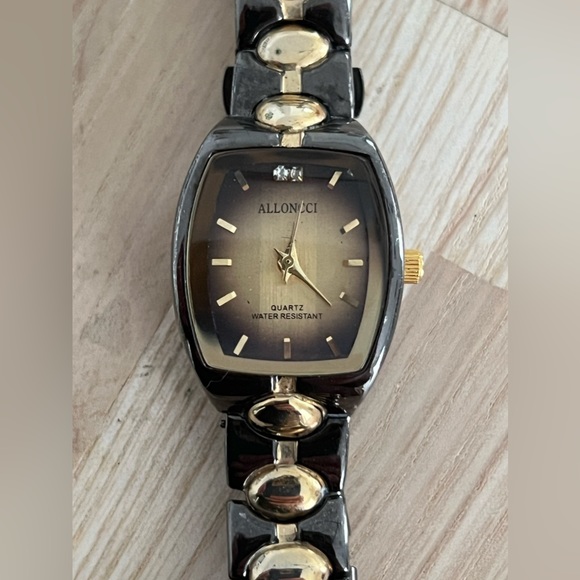 Alloncci Ladies Watch Two Tone Bracelet and Dial New - Picture 3 of 13